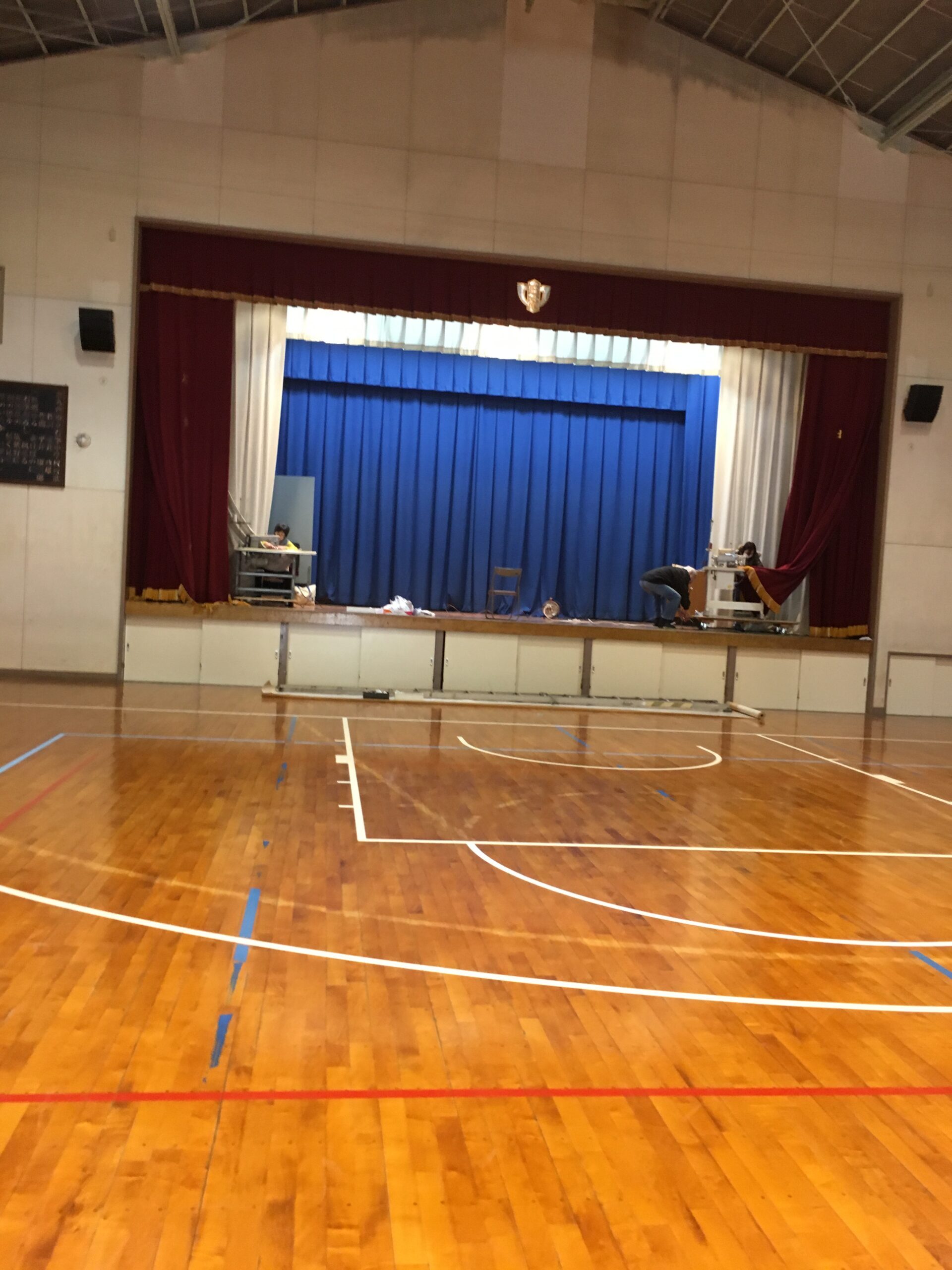 北九州学校舞台幕の写真1