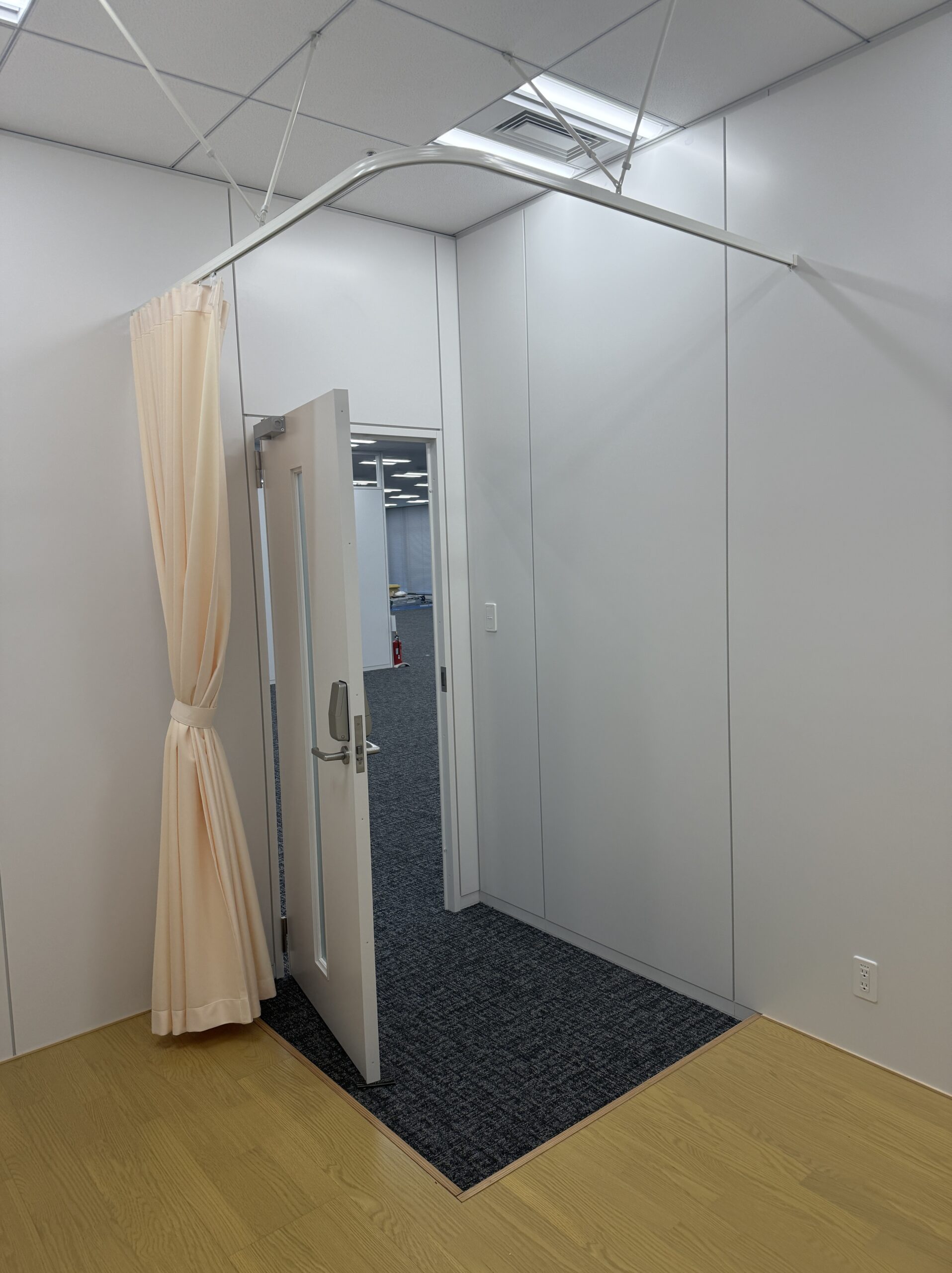 更衣室のカーテン福岡の写真3
